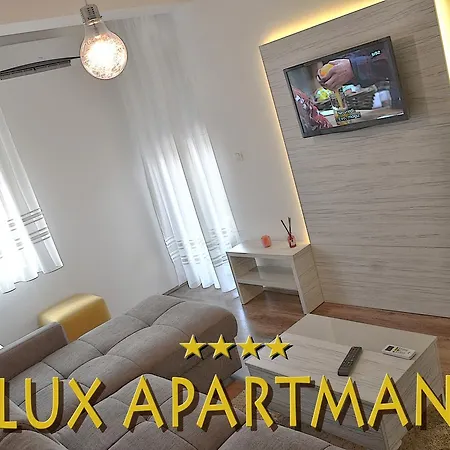 Lux Apartman *